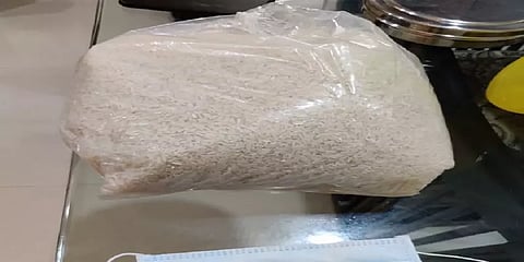 15 நாட்கள் ஐசியுவில் கொரோனாவுக்கு சிகிச்சை.. மீண்ட விவசாயி டாக்டருக்கு கொடுத்த அன்பு பரிசு