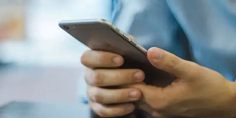 வரதட்சணை கொடுமை; காதல் மனைவியின் ஆபாச புகைப்படத்தை ஃபேஸ்புக்கில் பதிவிட்ட கணவர்!