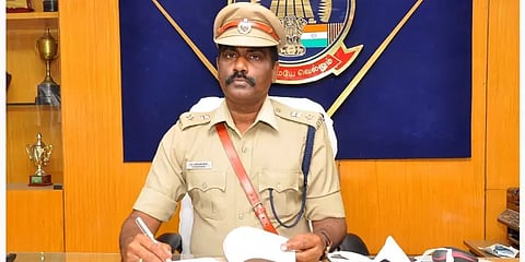 மணல் கடத்தலுக்கு உதவியாக நெல்லையில் மேலும் ஒரு காவலர் சஸ்பெண்ட்!