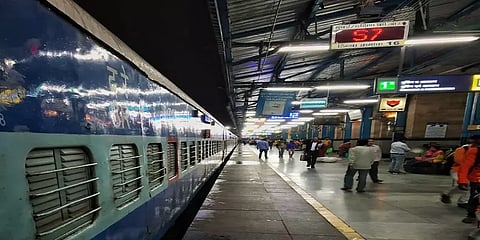 ரயில் பயணிகளுக்கு இனி கூடுதல் கட்டணம்..!