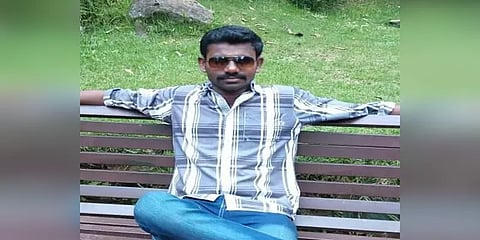 மன அழுத்தத்தால் கடிதம் எழுதி வைத்துவிட்டு தற்கொலை செய்துகொண்ட காவலர்... திருச்சியில் சோகம்