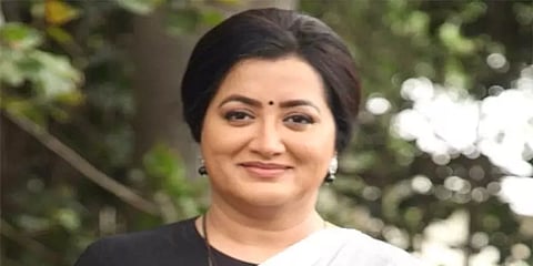 இந்தி திணிப்பு பிராந்திய மொழிகளை வீழ்த்தும் செயல் : பாஜக ஆதரவு எம்.பி சுமலதா கேள்வி!