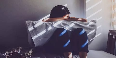 “தாய்வீட்டிற்கு போவதென்றால், விவாகரத்துபத்திரத்தில் கையெழுத்திடு”: காதல் கணவன் மீது புகார்