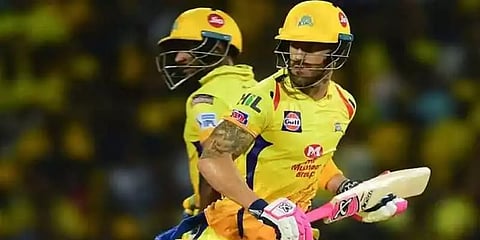 6/2 என சரிந்த சிஎஸ்கே ..100 ரன் பார்ட்னர்ஷிப் அமைத்து மீட்ட ராயுடு + டுபிளசிஸ்