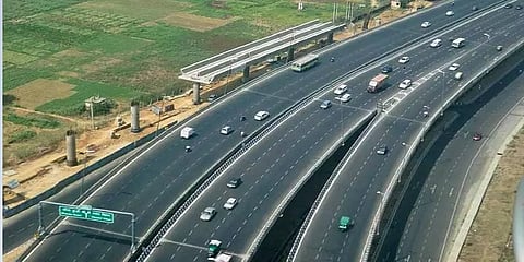 கடந்த ஆண்டில் அதிவேகத்தால் 3.19 லட்சம் சாலை விபத்துகள் மாநிலங்களவையில் மத்திய அரசு தகவல்