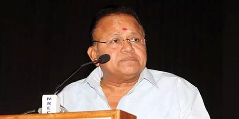 நடிகர் சூர்யா தெரியாமல் பேசுகிறார் - நடிகர் ராதாரவி