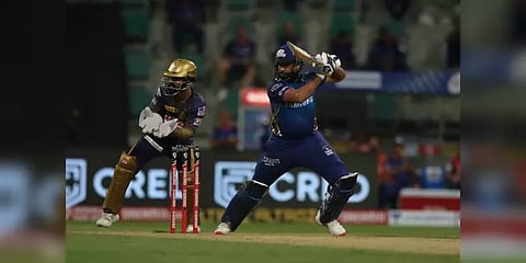 ரோகித் அதிரடியால் 195 ரன்கள் குவித்த மும்பை : இலக்கை எட்டுமா கேகேஆர்