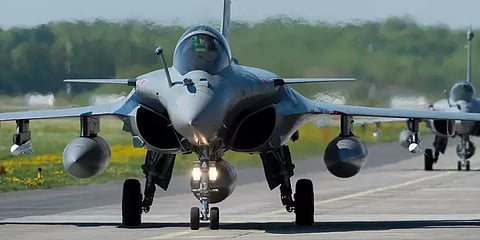 ரஃபேல் விற்பனையாளர்கள் இன்னும் இந்தியாவுக்கு தொழில்நுட்பங்களை வழங்கவில்லை - சிஏஜி