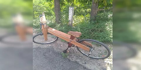 மதுரையில் மகனுக்காக மரத்தில் சைக்கிள் செய்து அசத்திய தந்தை.. குவியும் பாராட்டு