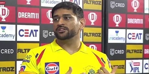 விமர்சனங்களுக்கு விளாசலில் விடையளிப்பாரா தோனி?