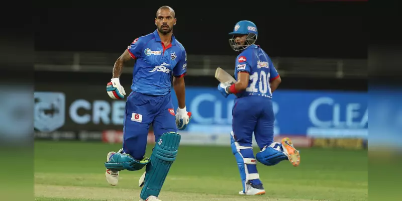 டெல்லி சீரான பேட்டிங் : சென்னைக்கு 176 ரன்கள் இலக்கு