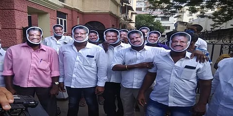 "ஜெயலலிதாவின் அரசியல் வாரிசே வருக" ஓபிஎஸ் ஆதரவாளர்களின் முழக்கம்