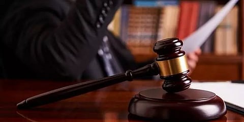 சிறுமி பாலியல் வன்கொடுமை செய்து கொலை.. குற்றஞ்சாட்டப்பட்டவர் விடுதலை - பெண்கள் போராட்டம்