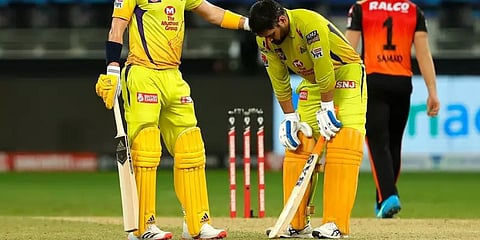 கடைசி இரு ஓவர்களில் இருமல்.. உடல் சோர்வு ஏன்? - விளக்கமளித்த தோனி..!