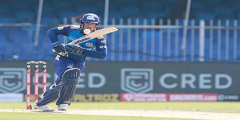 சொதப்பிய ரோகித்... ஆனாலும் அதிரடி காட்டிய மும்பை பேட்ஸ்மேன்கள்...!