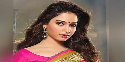 மருத்துவமனையில் இருந்து டிஸ்சார்ஜ் ஆனார் நடிகை தமன்னா