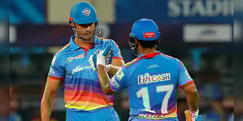 மிரட்டிய பிருத்வி ஷா, ஸ்டொயினிஸ்... பெங்களூருவுக்கு 197 ரன்கள் இலக்கு நிர்ணயித்த டெல்லி