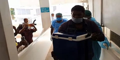 சிறுநீரகத்தை சுமந்துகொண்டு மின்னல் வேகத்தில் பறந்த ஆம்புலன்ஸ்...!