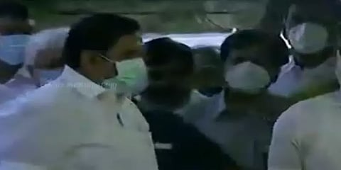 வீடு தேடி வந்து ஓபிஎஸ்க்கு நன்றி சொன்ன ஈபிஎஸ்...!