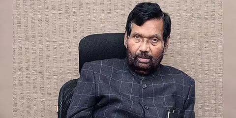 மத்திய அமைச்சர் ராம்விலாஸ் பஸ்வான் காலமானார்