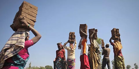 தொழிலாளர்களின் உரிமை பாதுகாப்பு: பின்தங்கிய இந்தியா