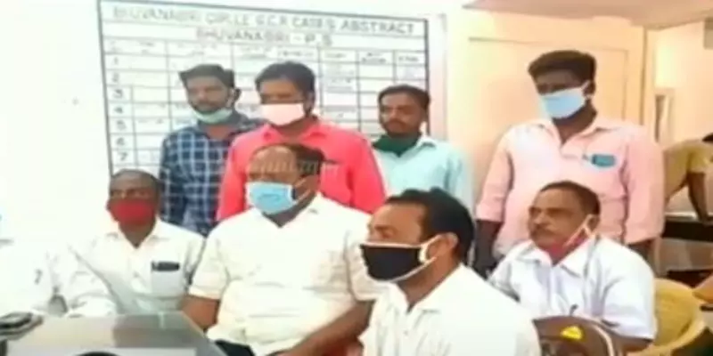 பட்டியலின பெண் ஊராட்சி மன்றத் தலைவருக்கு அவமரியாதை: துணைத்தலைவர் மீது வழக்குப்பதிவு