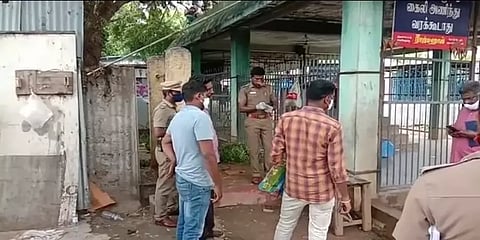 மதுரை: கோவில் பூசாரி கொடூரமாக வெட்டிக் கொலை... சிசிடிவி காட்சிகளைக் கொண்டு விசாரணை