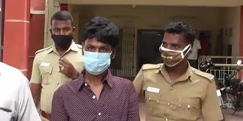 மருத்துவமனையில் வேலை வாங்கி தருவதாக பலரிடம் மோசடி... போலி மருத்துவர் கைது..!