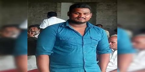 வாங்கிச் சென்ற சிக்கனால் பிரச்னை... ஓட்டல் ஊழியரை தாக்கிய நபர்...!