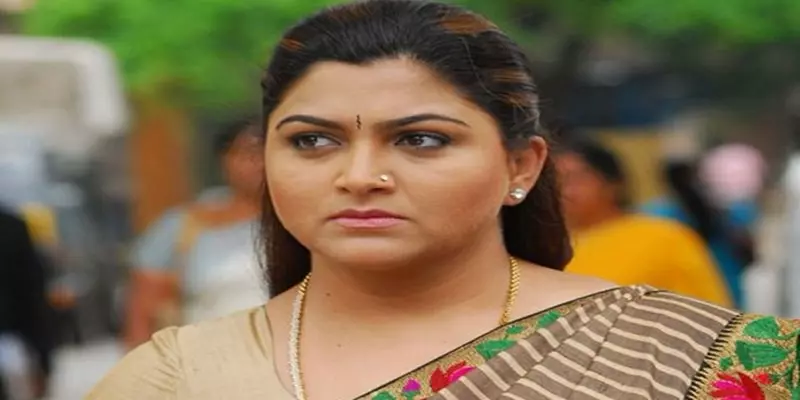 பாஜகவில் இணைகிறாரா குஷ்பூ ?