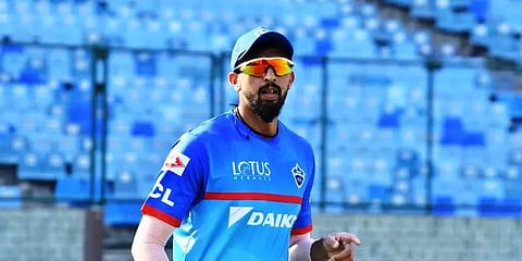 நடப்பு ஐபிஎல் சீசனிலிருந்து விலகிய இஷாந்த் ஷர்மா .. காரணம் இதுதான்!