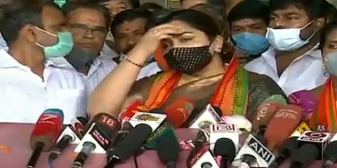 என்னை வெறும் நடிகையாகத்தான் பார்த்தீர்களா?: கே.எஸ். அழகிரியை சாடிய குஷ்பு