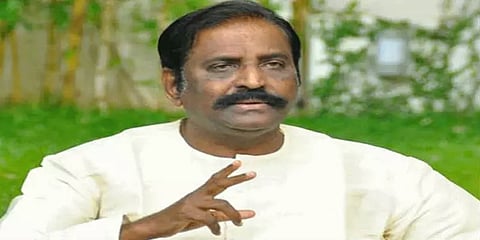 கொரோனா நோய் எதிர்ப்பாற்றலுக்கு மருத்துவ குறிப்பு சொல்லும் வைரமுத்து