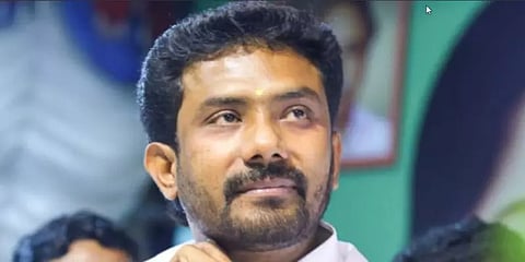 தேனி எம்.பி ரவீந்திரநாத் குமார் வெற்றி செல்லுமா? இன்று தீர்ப்பு