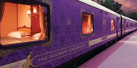 மசாஜ் மையம், மதுபானக்கூடம்.. சொகுசு வசதிகளுடன் மீண்டும் வருகிறது ‘தங்கரதம்’ ரயில்..!