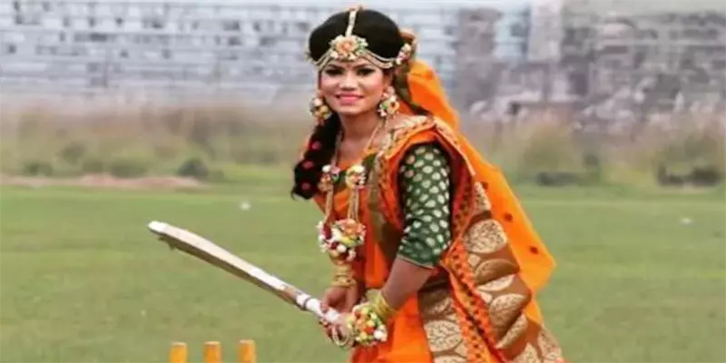 ’சேலையில் கிரிக்கெட் ஆடும் ஸ்டில்கள்’ வங்கதேச வீராங்கனை சஞ்ஜிதாவின் அசத்தல் திருமண ஆல்பம்