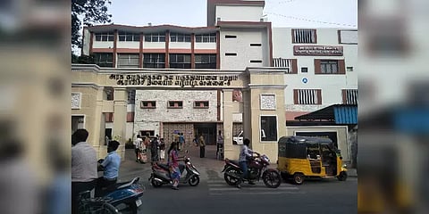 சென்னையில் கொட்டி தீர்த்த மழை : குழந்தைகள் நல மருத்துவமனையில் புகுந்த நீர் - வீடியோ!