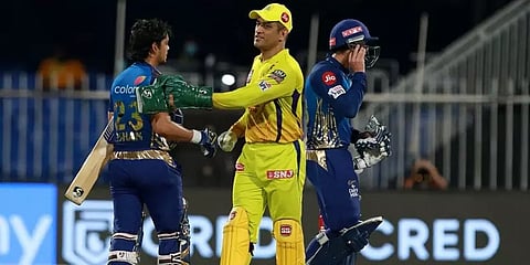 ‘இந்த தோல்வி வலிக்கிறது..’ தோனியின் உருக்கமான பேச்சு..