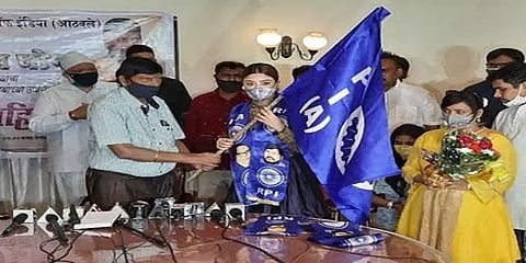 இந்திய குடியரசு கட்சியில் இணைந்தார் பாலிவுட் நடிகை பாயல் கோஷ்!