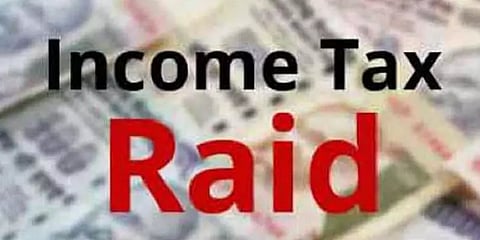 திமுக பிரமுகரின் வீடு உள்ளிட்ட தமிழகத்தின் 22 இடங்களில் ஐ.டி. ரெய்டு!