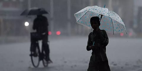 வளிமண்டல மேலடுக்கு சுழற்சி: 9 மாவட்டங்களில் கனமழை பெய்ய வாய்ப்பு