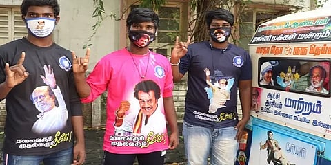 ரஜினி வீடு முன்பு கூடும் ரசிகர்கள்... பரபரக்கும் போயஸ் கார்டன்..!