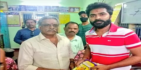 சுசீந்திரன் பட ஷூட்டிங் கேப்பில் கோயில்களுக்குச் சென்று வழிபடும் சிம்பு !