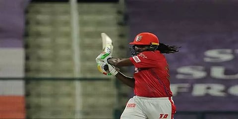 மரண காட்டு காட்டிய கெயில் - ராஜஸ்தானுக்கு 186 ரன்கள் இலக்கு !