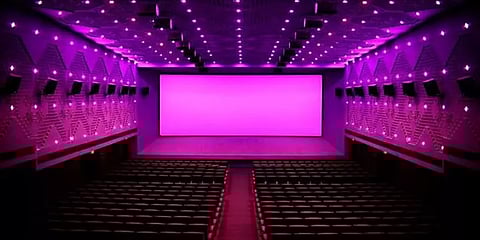 எல்லாம் தயாரா?.. என்ன நிலையில் இருக்கிறது திரையரங்குகள்...? கோரிக்கைகள் என்ன?