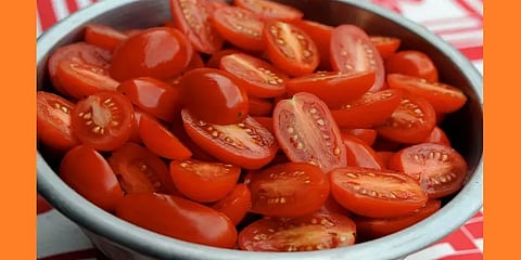 தக்காளி இருந்தா போதும்... உங்க முகம் இனி பளபளக்கும்.! இந்த டிப்ஸ படிங்க..