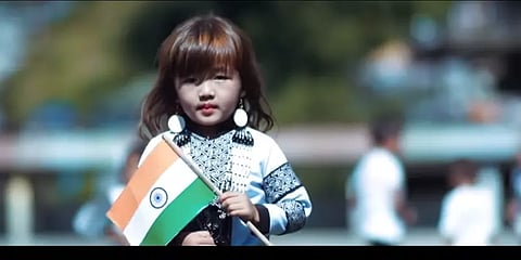 மெய் சிலிர்க்க வைக்கும் குரலால் ‘வந்தே மாதரம்‘... 4 வயது சிறுமியை பாராட்டிய பிரதமர்...!