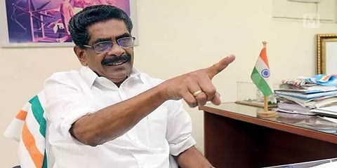 பெண்களுக்கு எதிரான கருத்து: மீண்டும் சர்ச்சையில் சிக்கிய கேரள காங்கிரஸ் தலைவர்