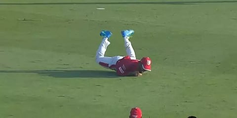 சர்ச்சைக்குள்ளான கேட்ச்...! அம்பயரிடம் டென்ஷன் ஆன கே.எல்.ராகுல்!