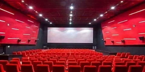 “எங்களது முடிவுக்கு ஒத்துவராவிட்டால்...” : தியேட்டர் அதிபர்கள் எச்சரிக்கை